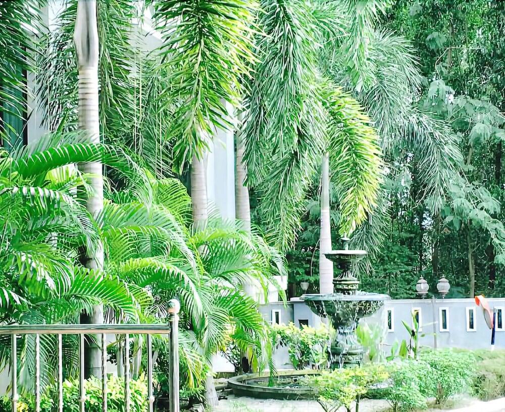 Sutera Hotel Seremban Exterior foto